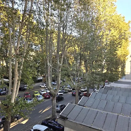 La Maison Eur Apartment *